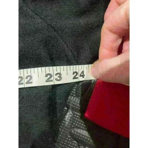 BTS World Tour Love Yourself Long Sleeve Hoodie, size L - Picture 10 of 11